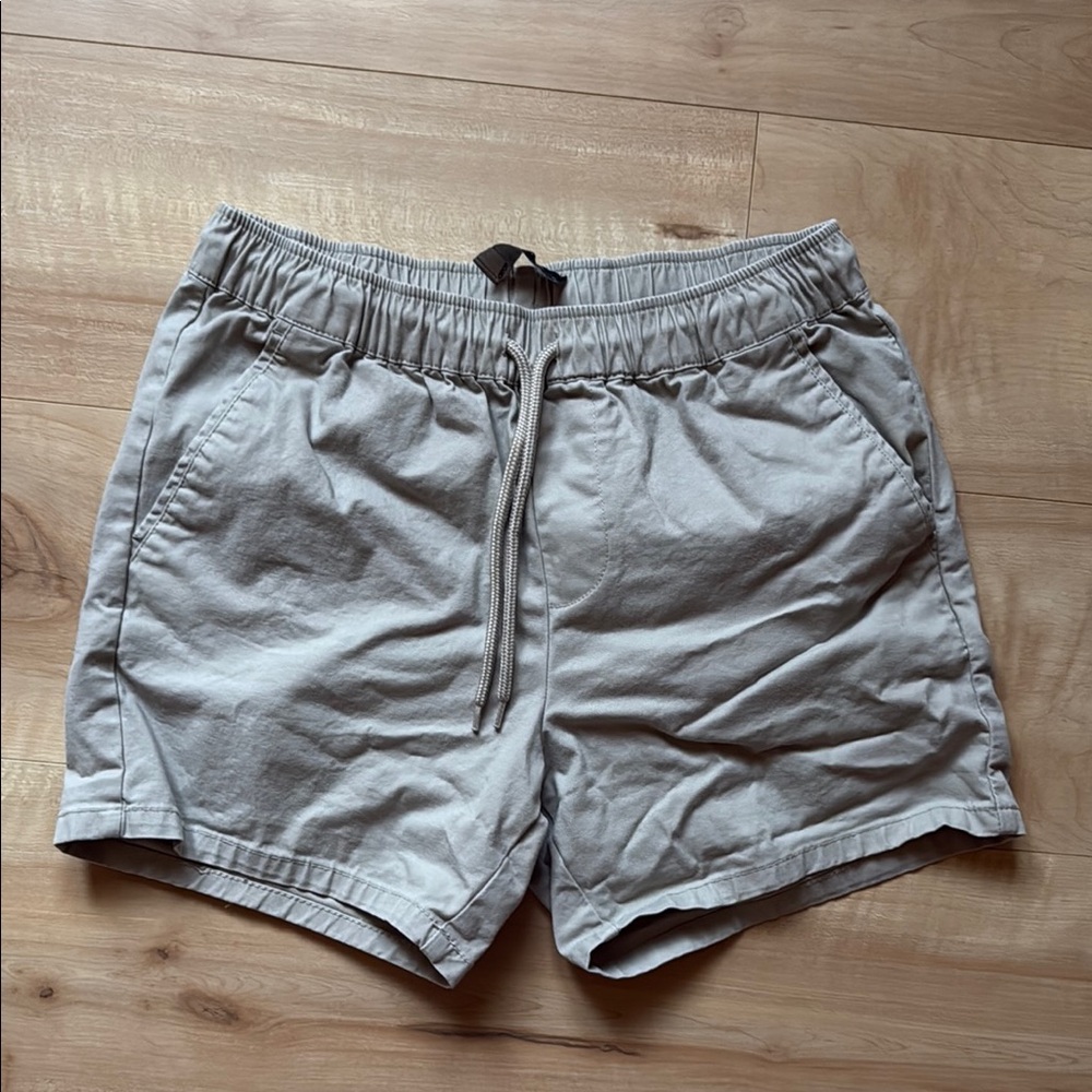 ASOS Men’s To Fit Waist Shorts, Size Small